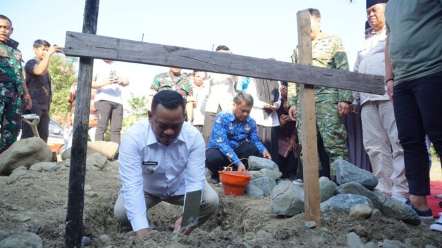 Bupati Luwu dan Dandim 1403 Palopo Letakkan Batu Pertama Peresmian Gerai Koperasi Merah Putih di Desa Tampa