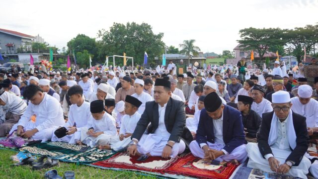 Wakil Bupati Luwu Laksanakan Shalat Idul Adha Bersama Masyarakat Walenrang