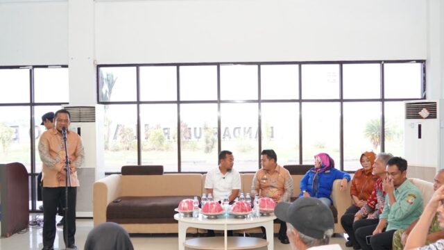 Bupati Luwu Apresiasi Dukungan Gubernur Sulsel dalam Pengembangan Bandara Bua